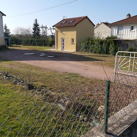 Maisonnette 40 M2 Pour 5 Personnes Paray-le-Monial Exterior photo