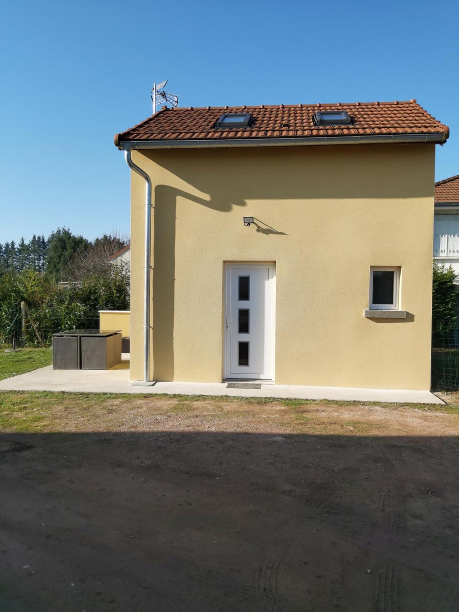 Maisonnette 40 M2 Pour 5 Personnes Paray-le-Monial Exterior photo